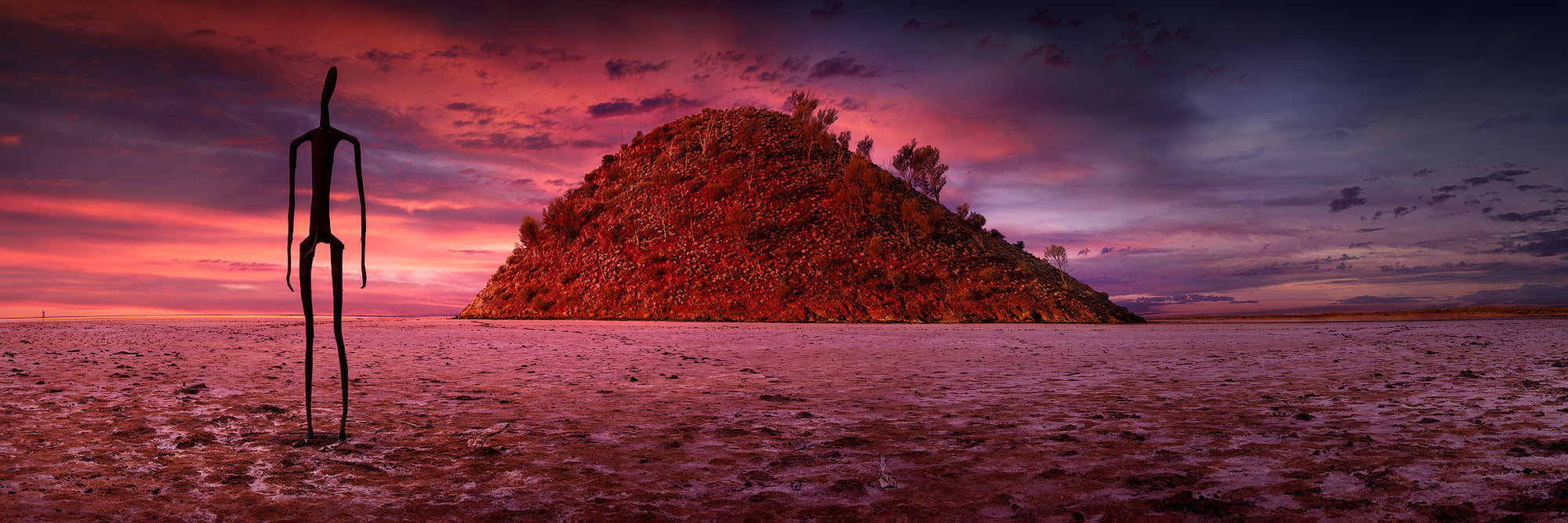 Lake Ballard lone statue in Menzies panorama