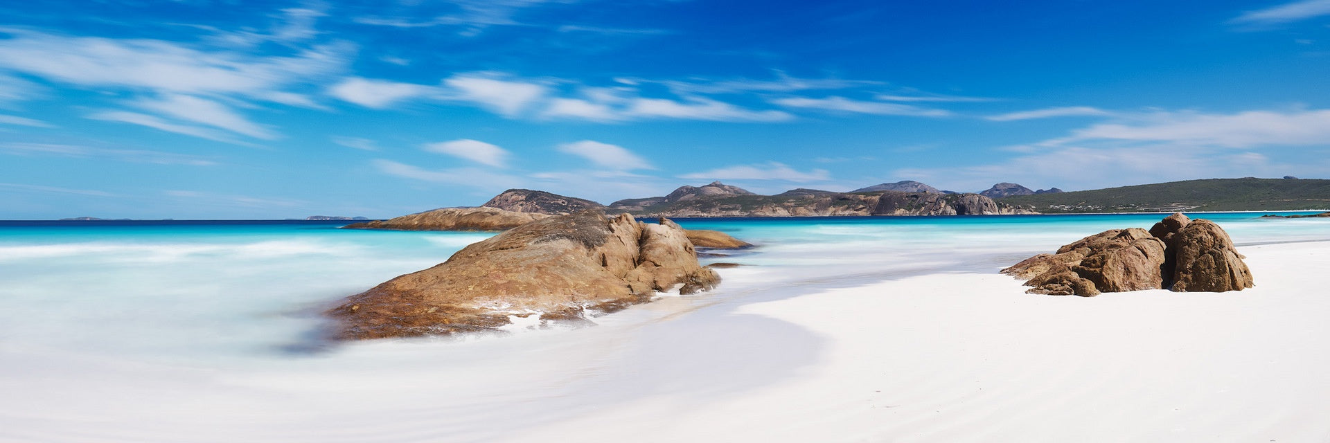 Lucky Bay | Sand and Rocks | Esperance